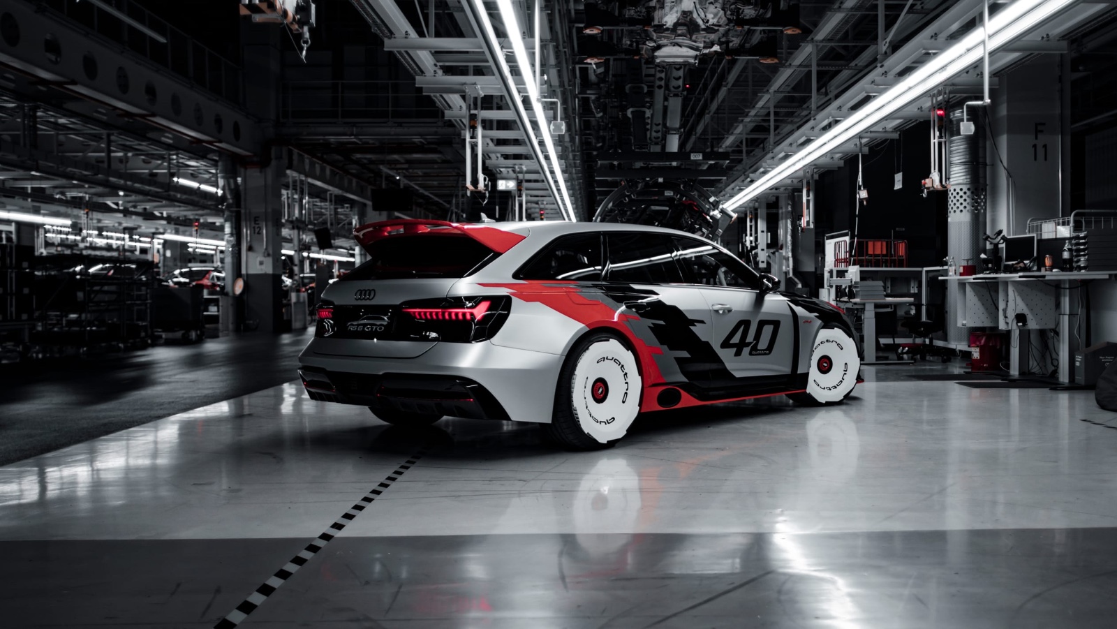 【超型嘅一部Concept Car】係唔係預告新款RS6 Performance先？