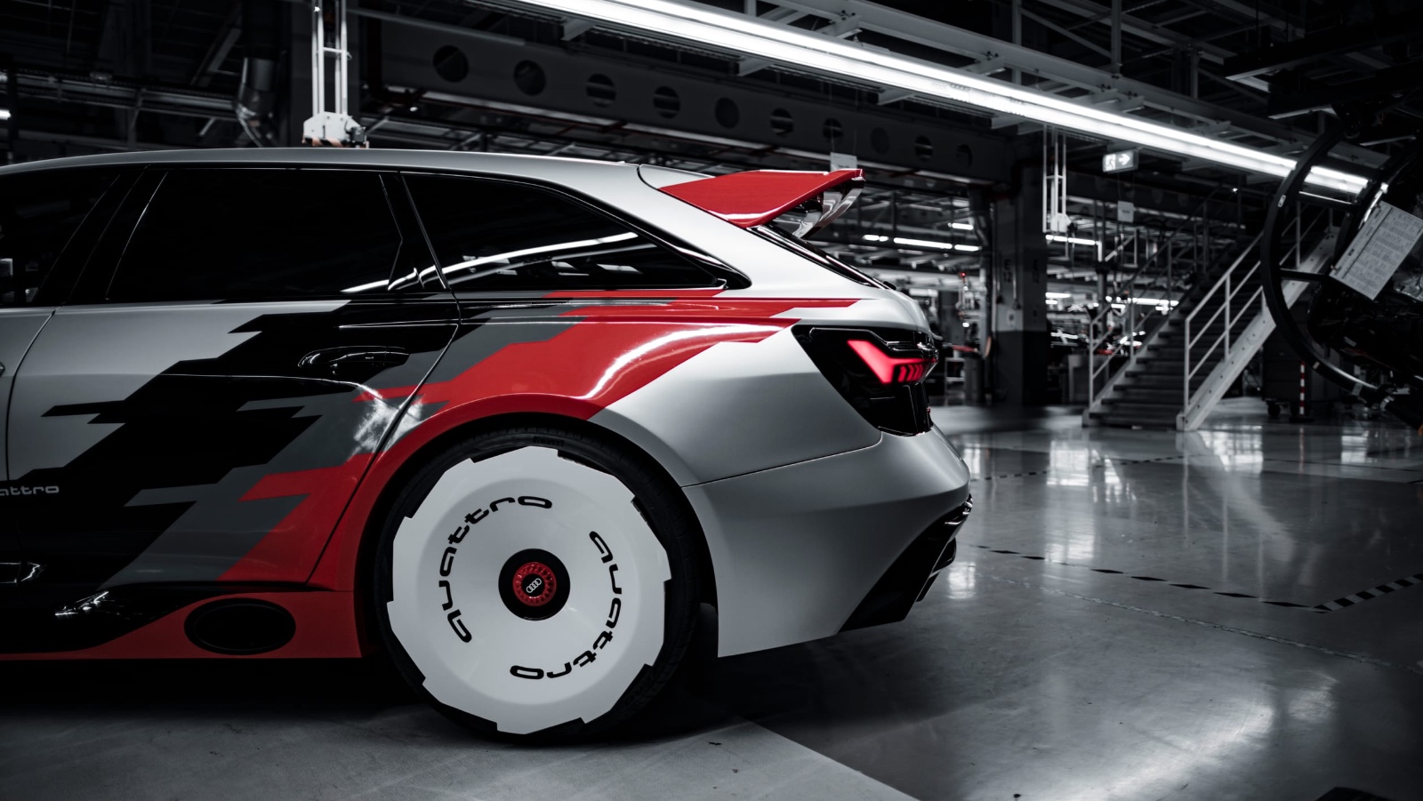 【超型嘅一部Concept Car】係唔係預告新款RS6 Performance先？
