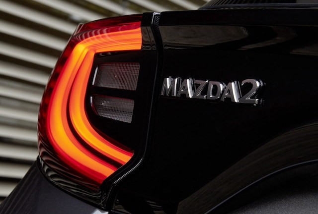 【新款歐版Mazda2 Hybrid現真身】我哋冇貼錯相呀！