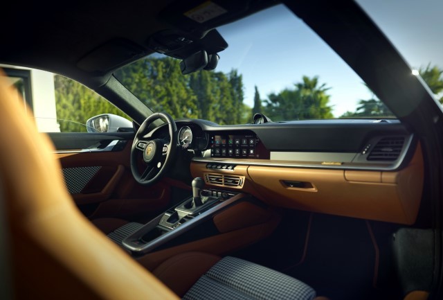 【保時再推出限量版911 Sport Classic】售價冠絕整個車系